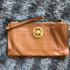 Michael Kors Pouch